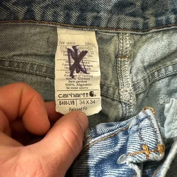 34x34 carhartt relaxed fit jeans - Picture 2 of 2